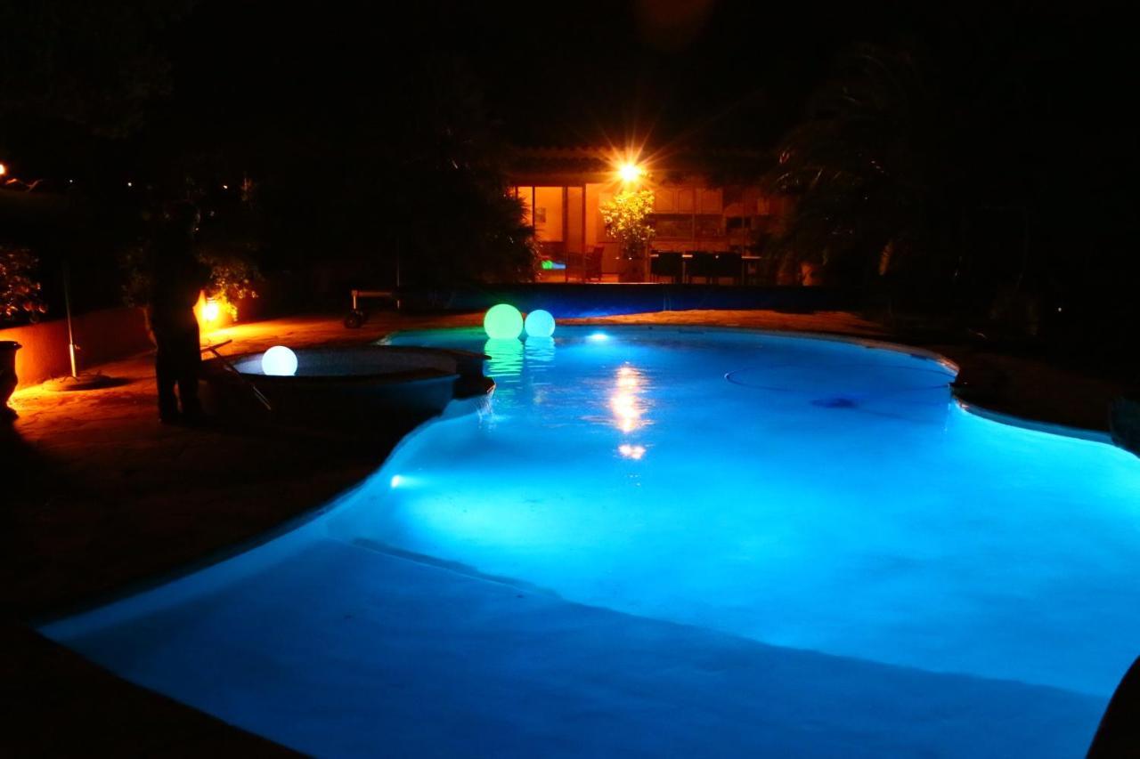 Santolines En Provence Bed & Breakfast Piolenc Екстериор снимка