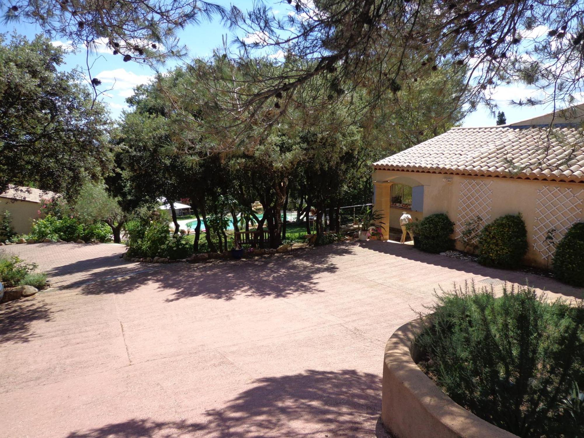 Santolines En Provence Bed & Breakfast Piolenc Екстериор снимка
